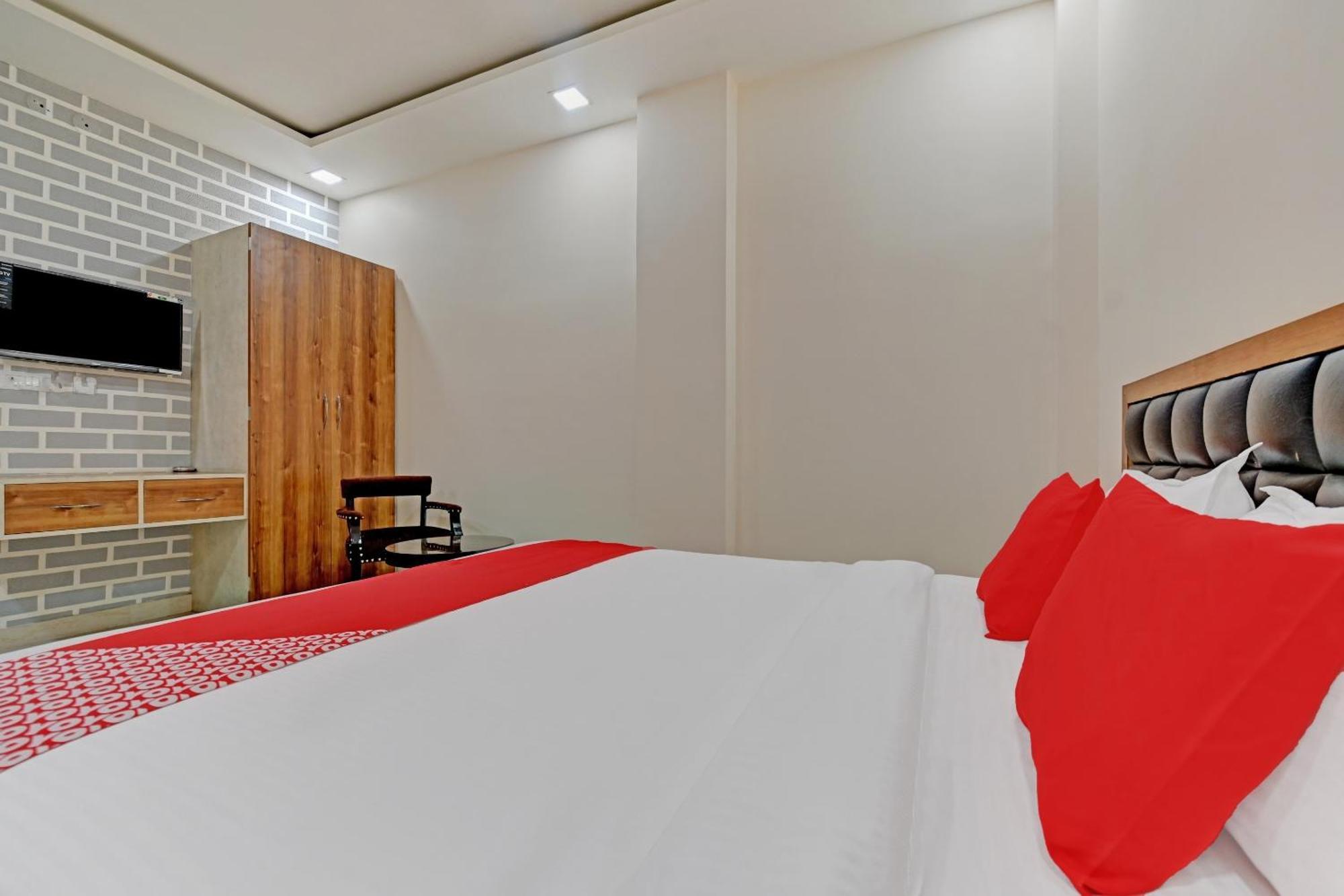 Hotel O The Castle Home Stay Inn جايبور المظهر الخارجي الصورة